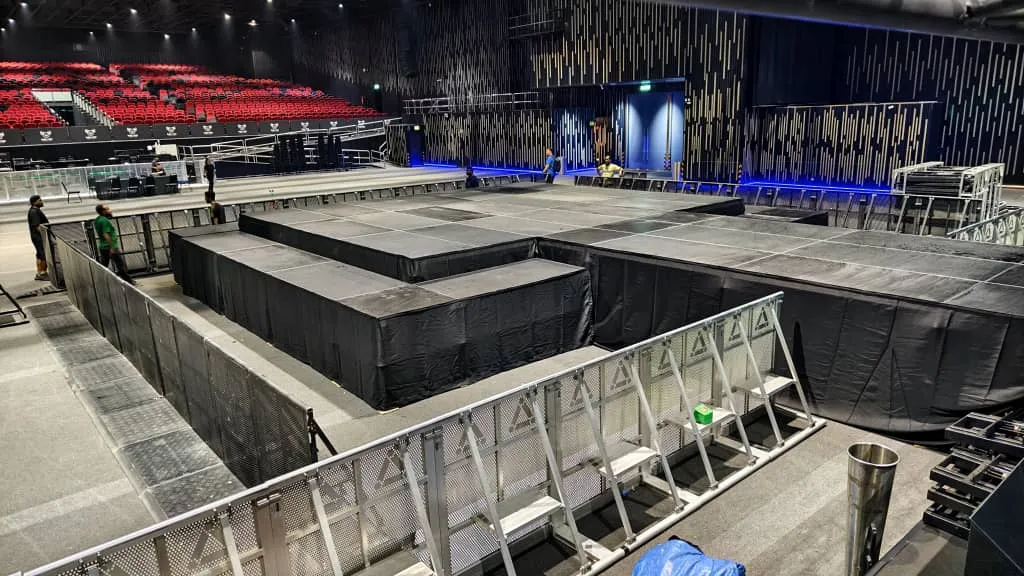 STAGE SYSTEMS