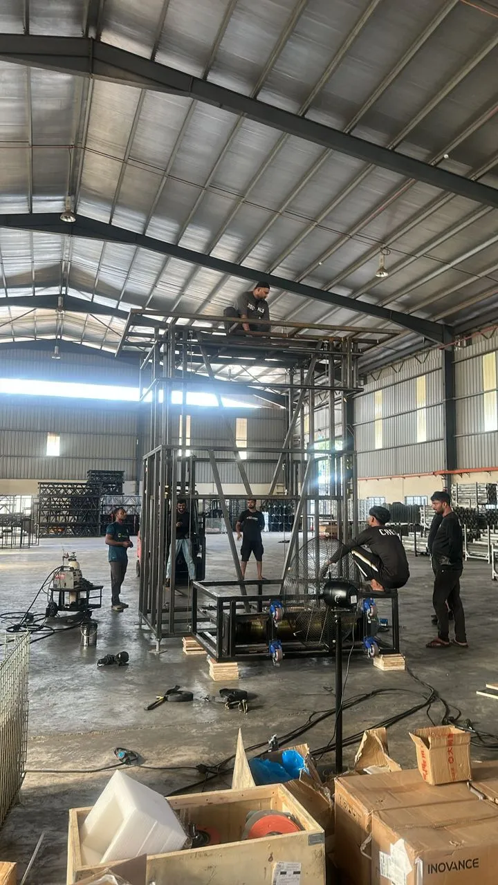 WIRE LIFT & FLYING SYSTEMS
